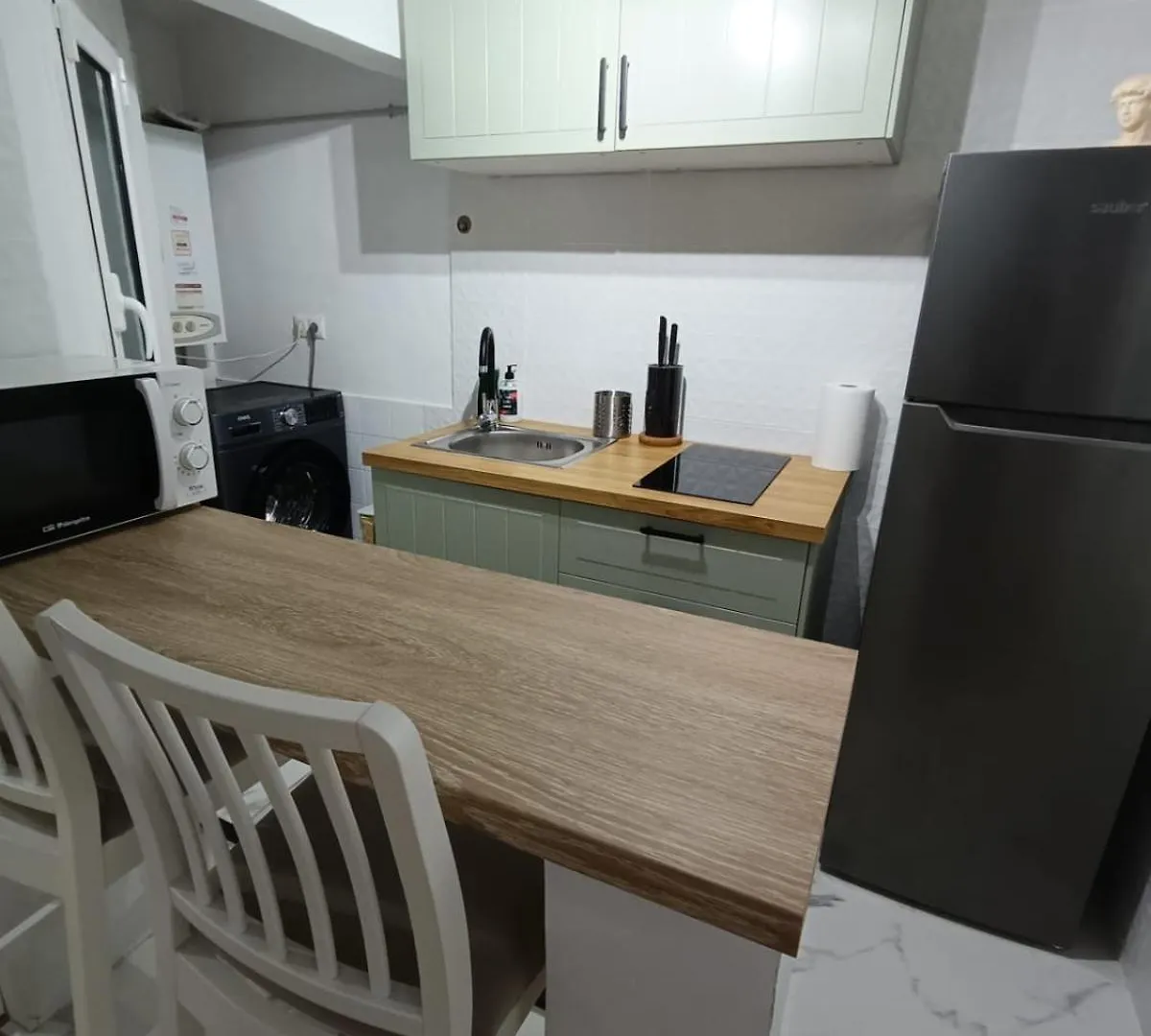 Hostal Matt Barcellona 0*,  Spagna